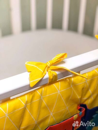 Кармашки на кроватку