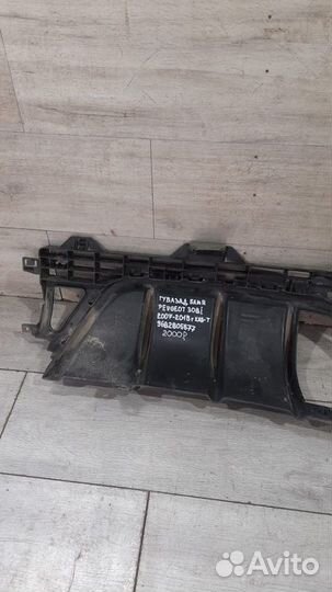 Губа заднего бампера правая Peugeot 308 1 С 2007