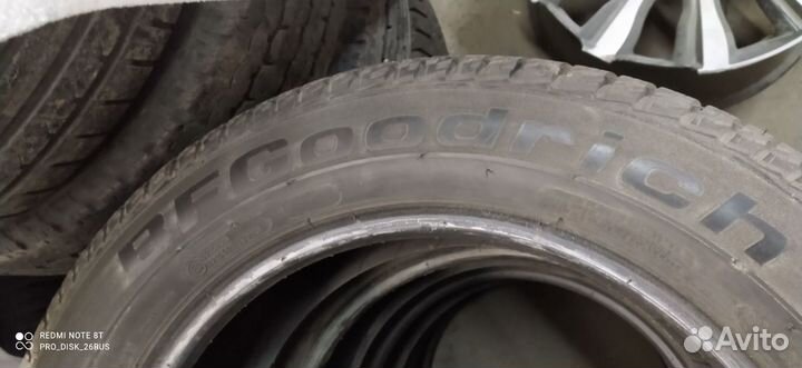 Bfgoodrich Urban Terrain T/A 215/60 R17 96H