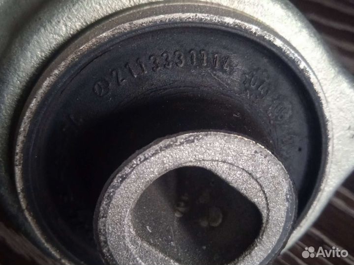 Мерседес W211