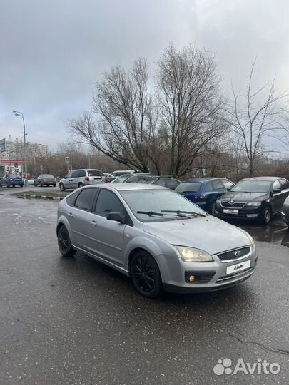 Ford Focus 1.6 МТ, 2006, 215 000 км