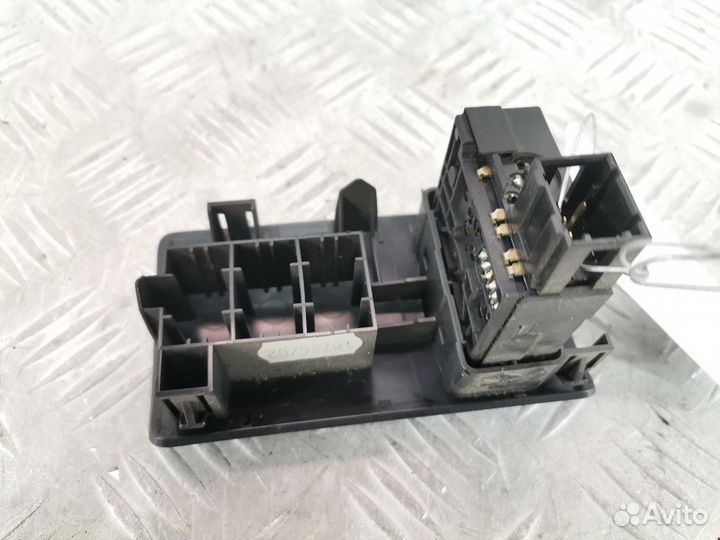 Кнопка корректора фар Renault Kangoo рест. 2008