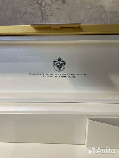 Коробка от шампанского