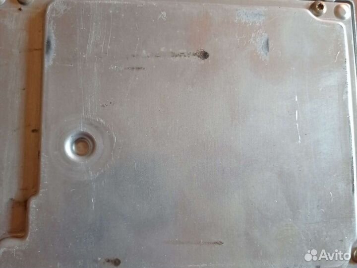 Блок управления BMW E65 745i DME7 518 102