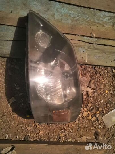 Фары оптика Т. noah. 55кузов