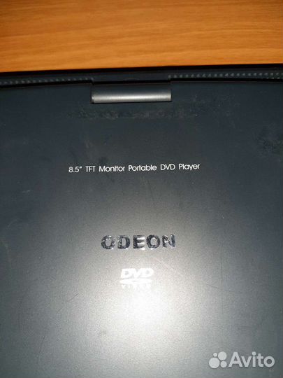 Портативный дисковый видеопроигрыватель