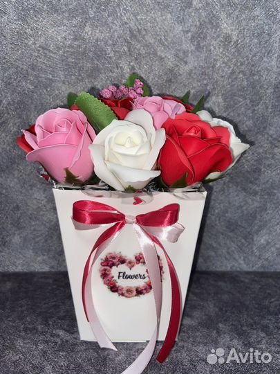 Цветы розы и букеты с доставкой