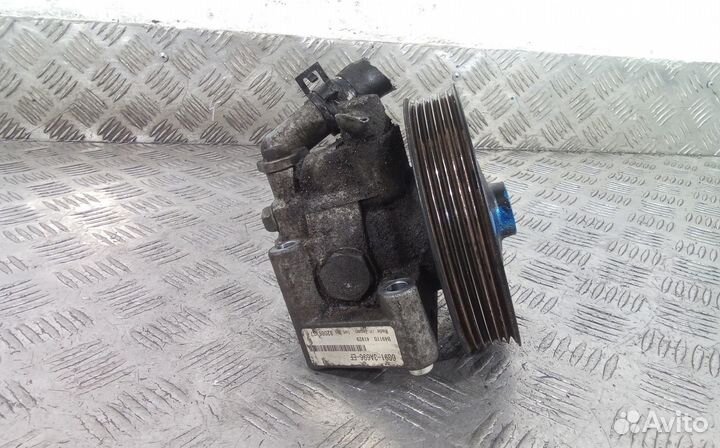 Насос гидроусилителя руля Land Rover Freelander 2