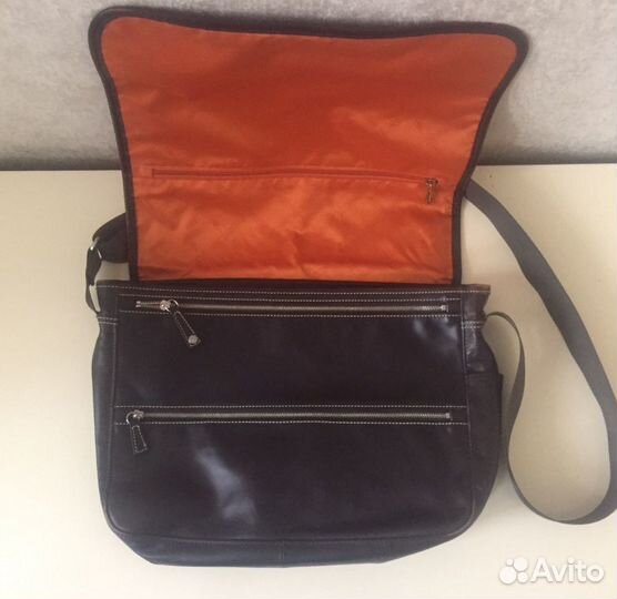 Сумка(натуральная кожа) для компьютера