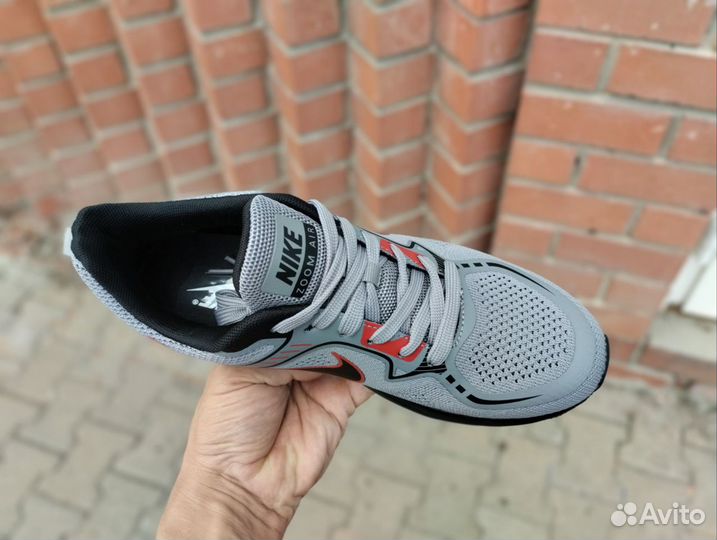 Кроссовки Nike Zoom