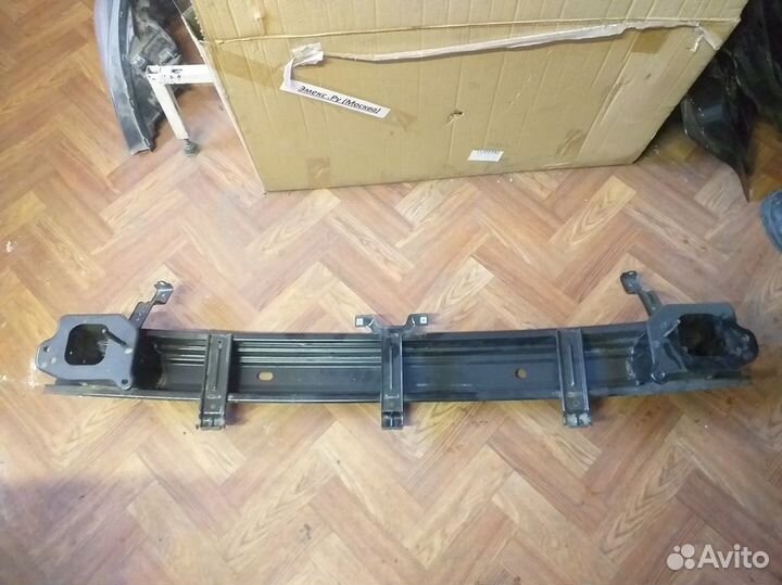 Усилитель заднего бампера Kia Sorento XM 2015 год