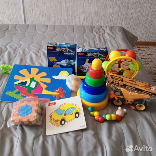 Игрушки. На фото не всё