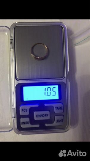 Продам кольцо золото 585