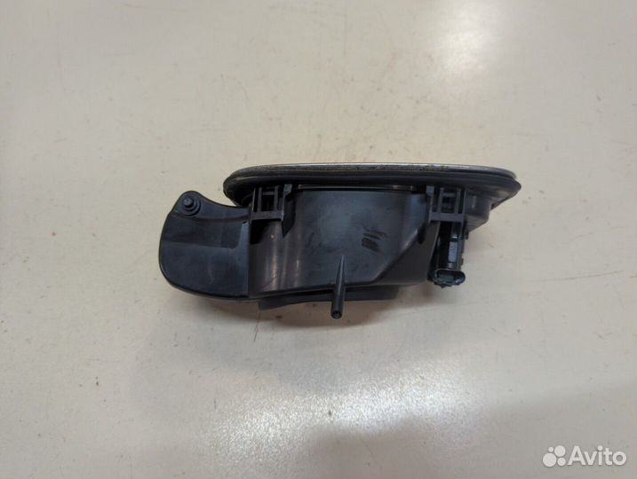 Лючок бензобака Ford Explorer 2019, 2020