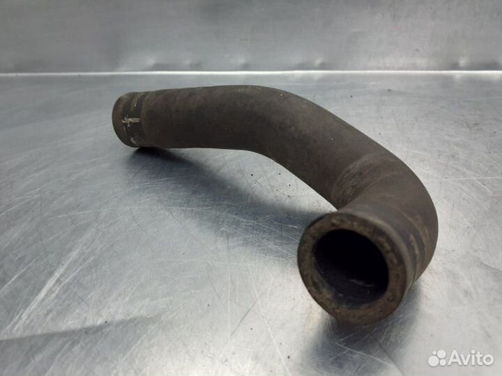 Шланг системы охлаждения Volkswagen Transporter T4