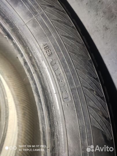 Yokohama Ice Guard IG65 255/55 R19