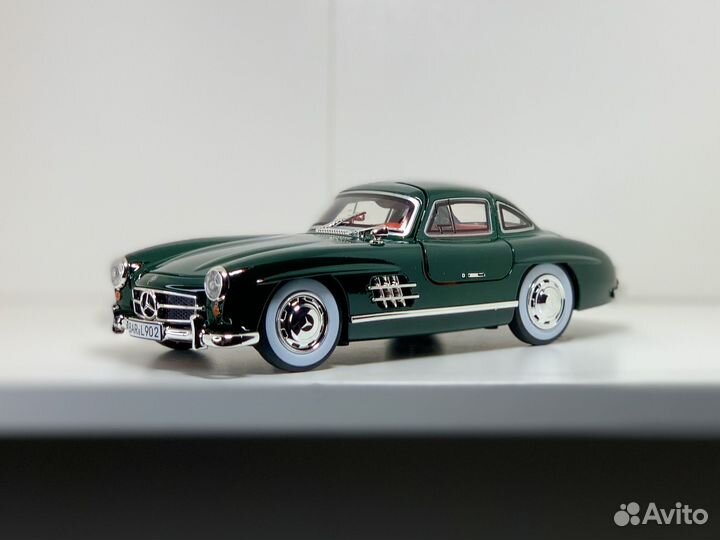 Mercedes-Benz 300SL 1:24