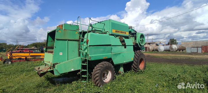Комбайн Ростсельмаш Дон 1500Б, 2003