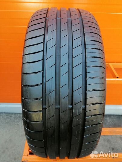 Goodyear EfficientGrip Performance 215/45 R17 91W