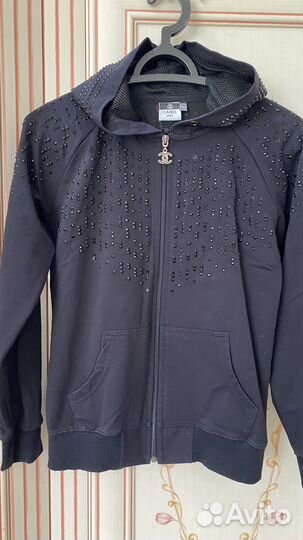 Костюм спортивный