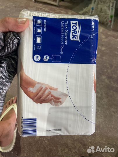 Бумажные полотенца tork