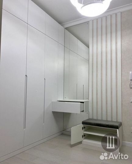 Шкаф в прихожую