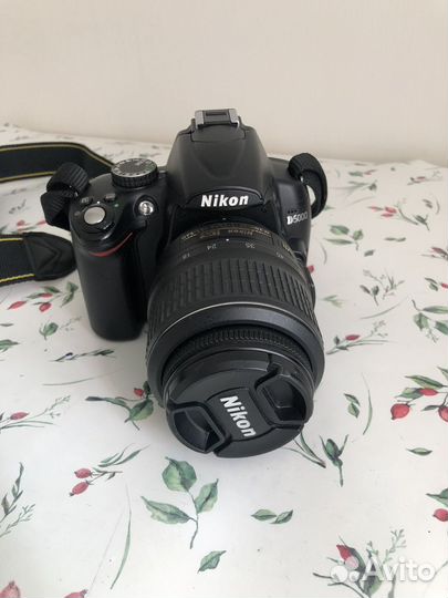 Зеркальный фотоаппарат Nikon D5000