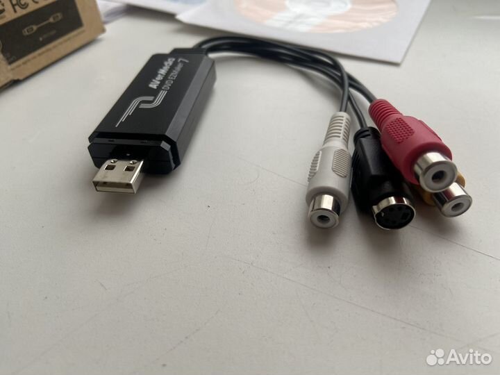 Карта видеозахвата avermedia DVD EZMaker 7
