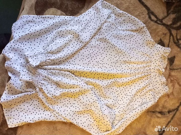 Блузка белая в горох