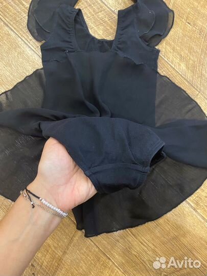 Купальник гимнастический с юбкой 104-110р, черный