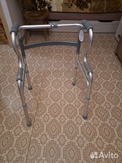 Ходунки для взрослых