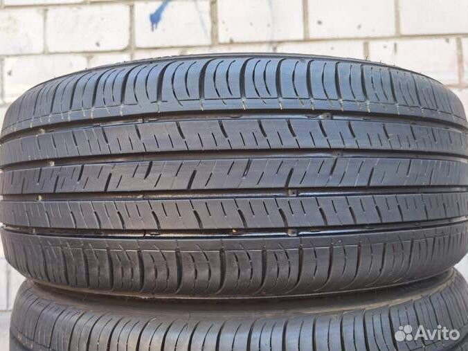 Kumho Solus TA31 215/55 R17 94V