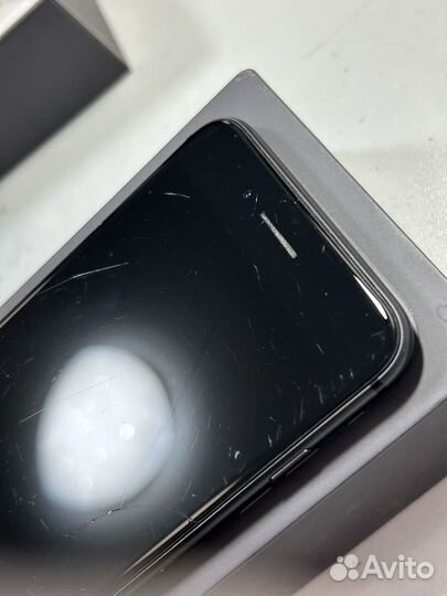 iPhone 8 Plus, 64 ГБ