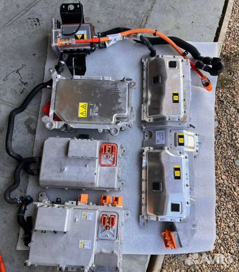 Блок управления Polestar 2