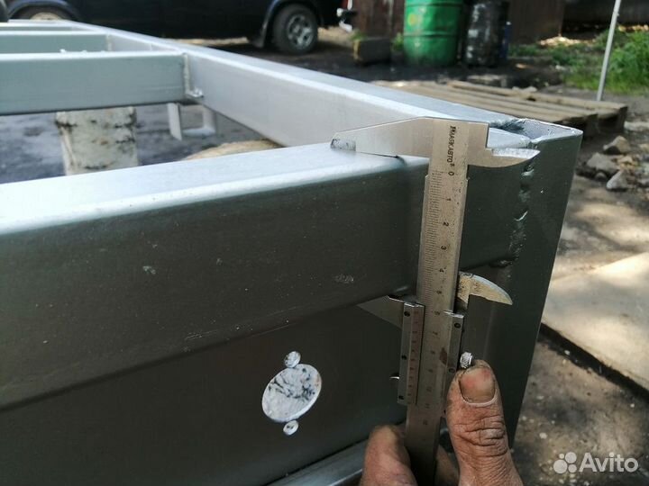 Прицеп легковой - платформа