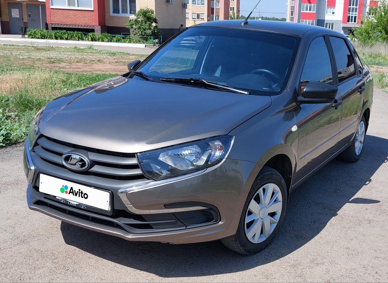 ВАЗ (LADA) Granta: фото владельца