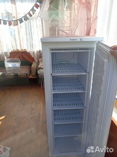 Морозильный шкаф Бирюса 116