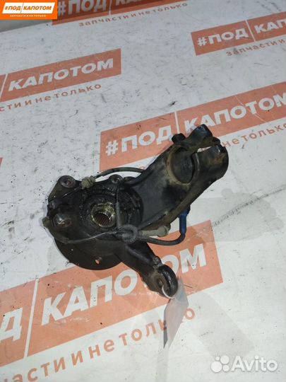 Кулак передний правый Peugeot 207 2009