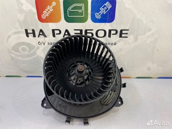 Мотор отопителя (печки) задний Mercedes-Benz