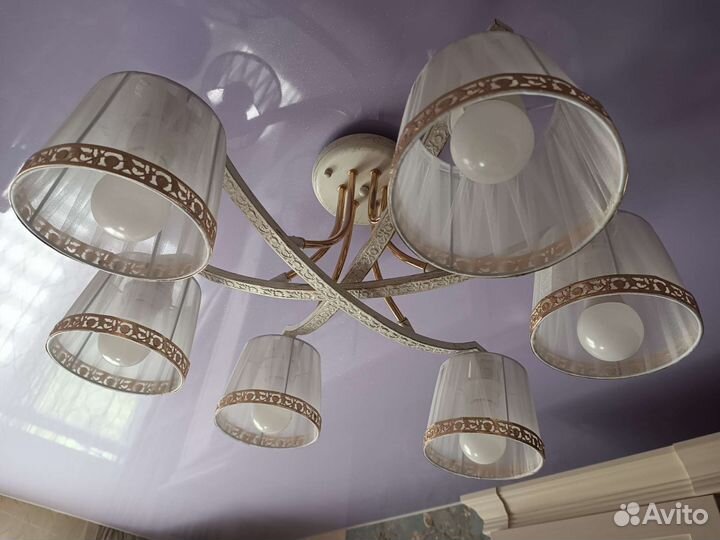 Люстра потолочная подвесная