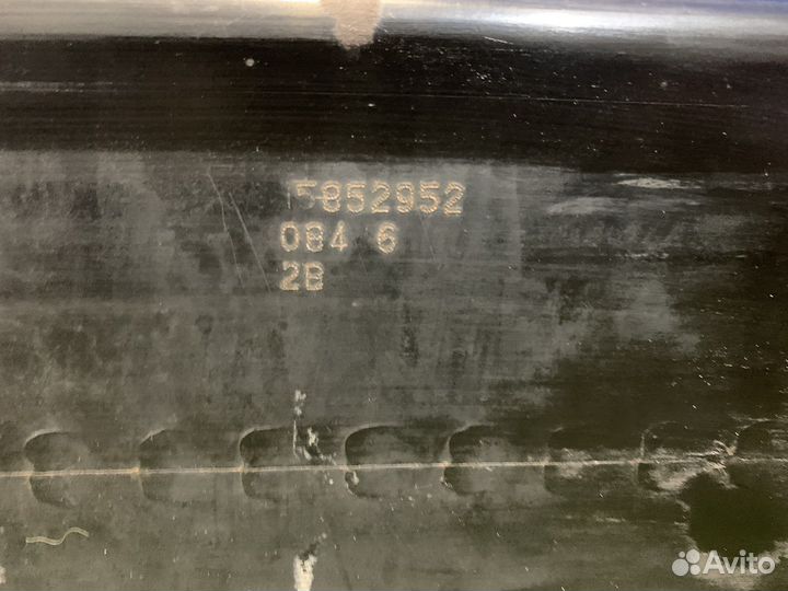 Усилитель переднего бампера Cadillac Escalade 3