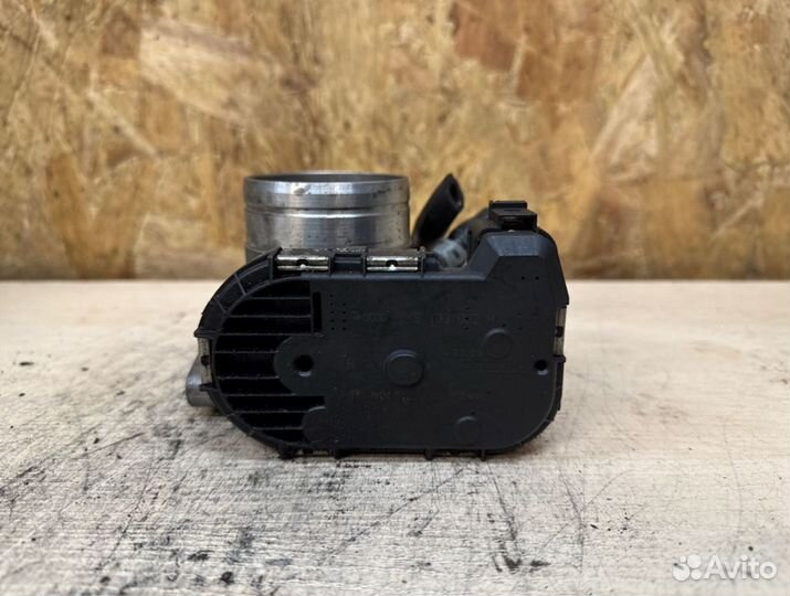 Дроссельная заслонка Audi A4 ALT