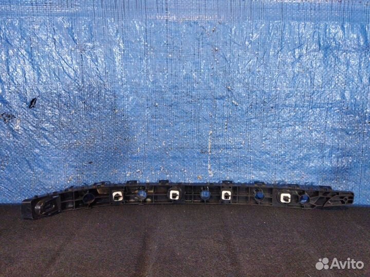 Кронштейн бампера заднего X-Trail 3 Т32 2014 новое