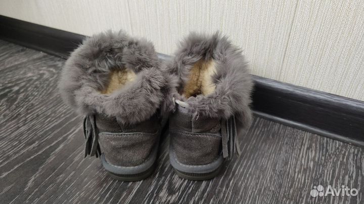 Угги зимние на девочку 23 размера