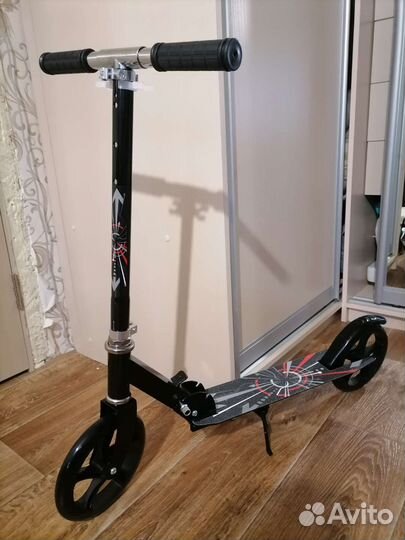 Самокат двухколесный