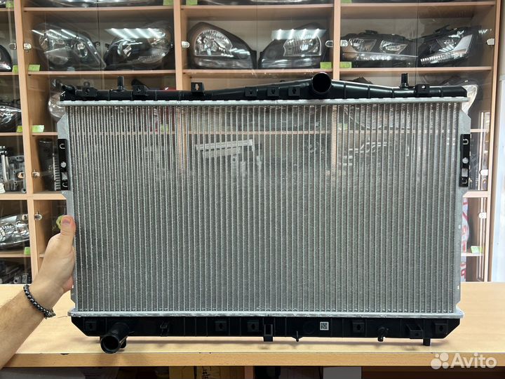 Радиатор охлаждения Шевроле Лачетти