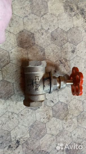 Латунный вентиль диаметр 40