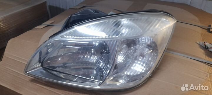 Фара левая Kia Rio 2