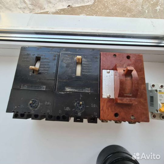 Розетки,выключатели и электропатроны СССР