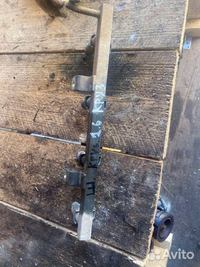 Топливная рампа с форсунками Chevrolet Cruze